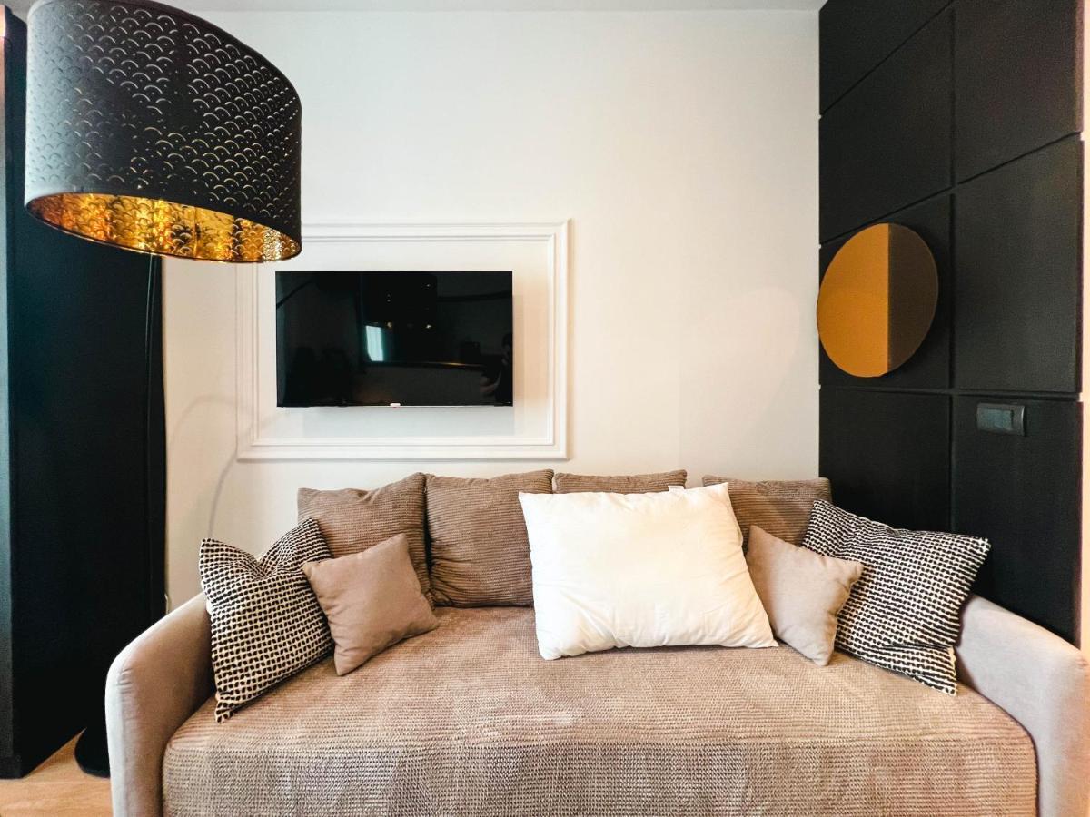 Waterfront Luxury Suites Belgrád Kültér fotó